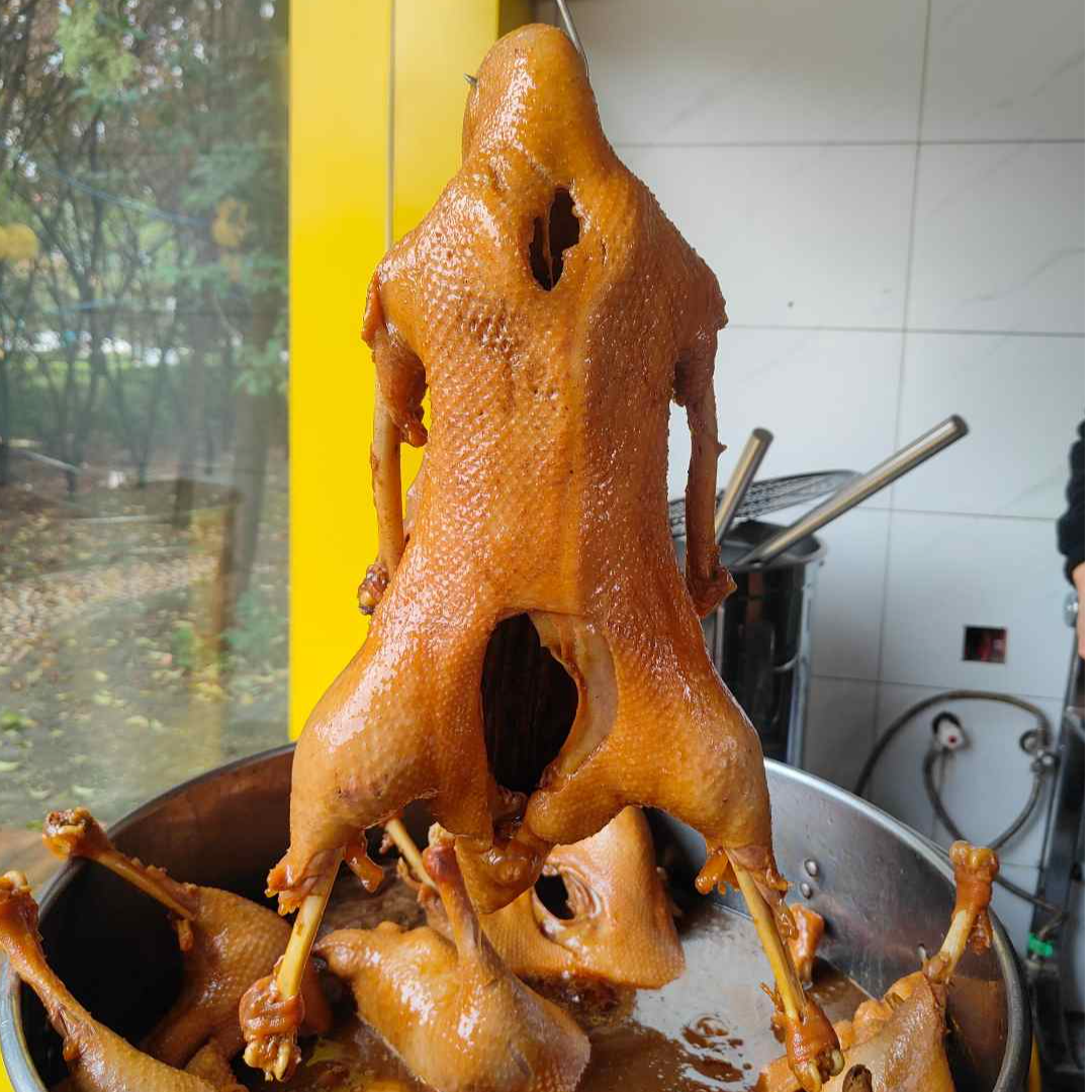 嘟韵美味生态卤鹅