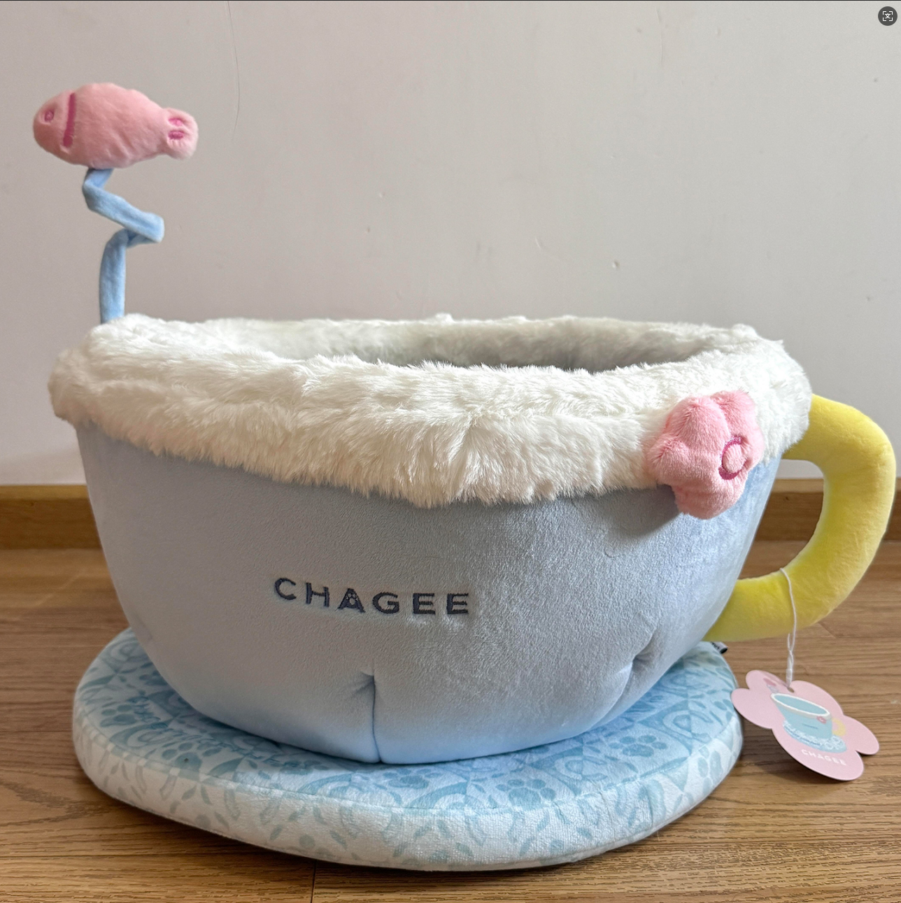 新品霸王茶姬zeze联名周边毛绒茶杯萌宠宠物猫窝纪念品送朋友礼物