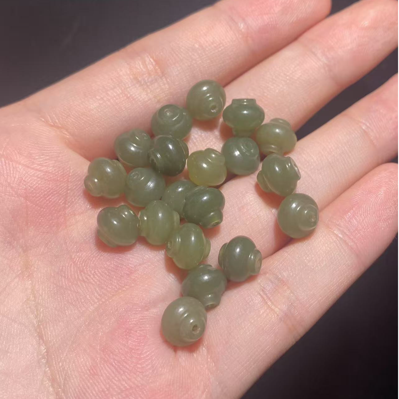 天然和田玉7.6*8.8mm灯笼珠散珠配饰精工雕刻正品玉石Diy手串配饰