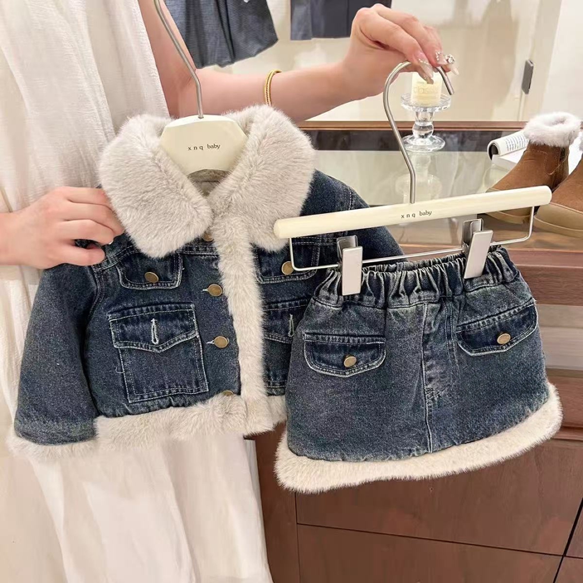 女童秋冬加绒牛仔套装复古加厚外套牛仔半身裙