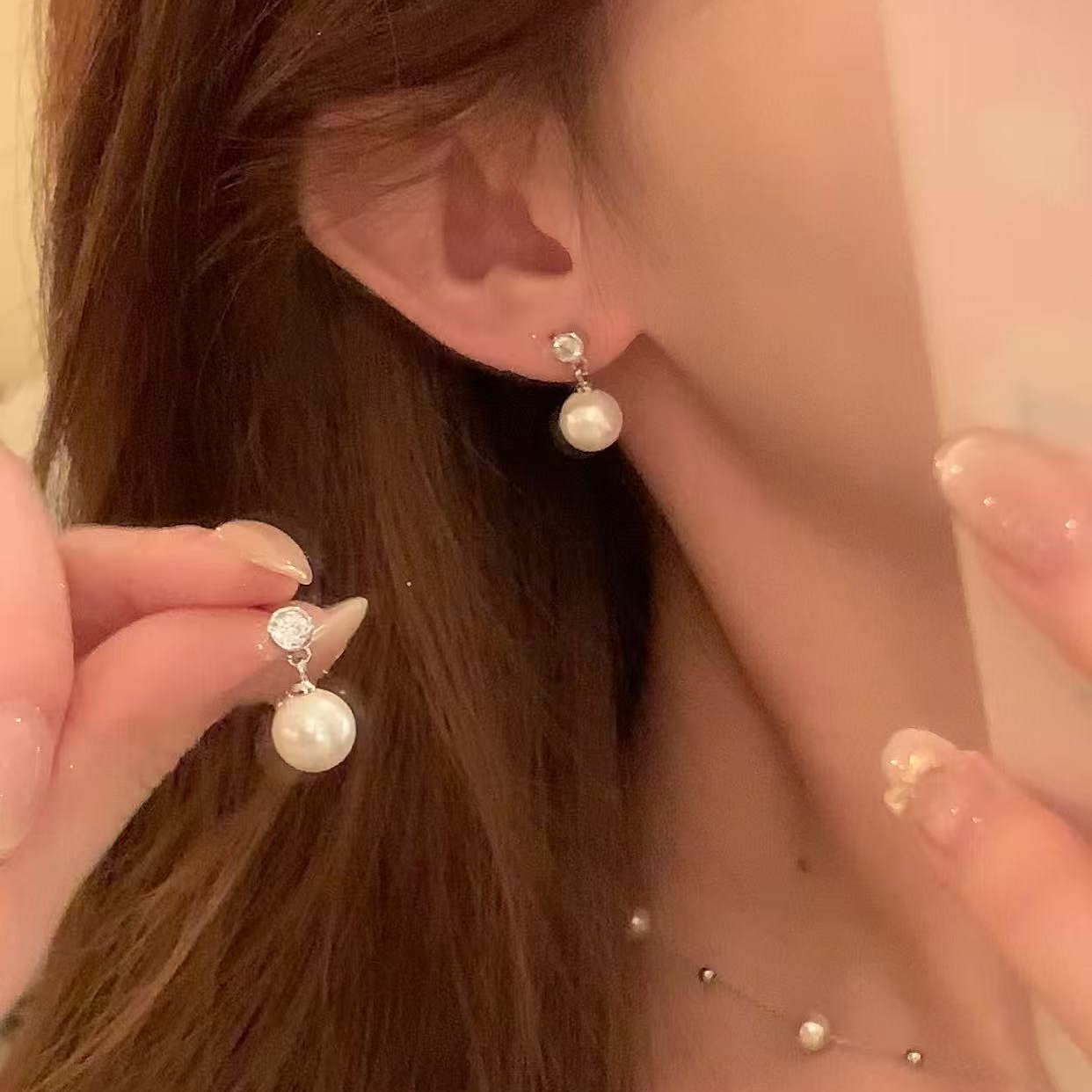 芒果饰品 铜合金锆石耳饰 秋冬百搭闪锆珍珠耳环女气质耳针耳饰