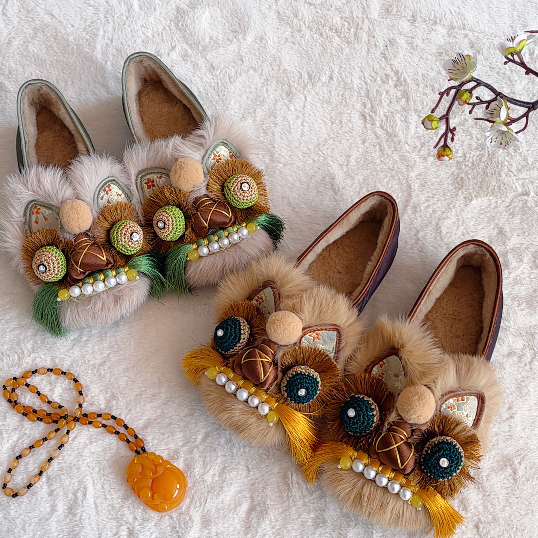 真毛手工原创虎头鞋 2026新款布鞋女平底软汉服新中式重工非遗鞋