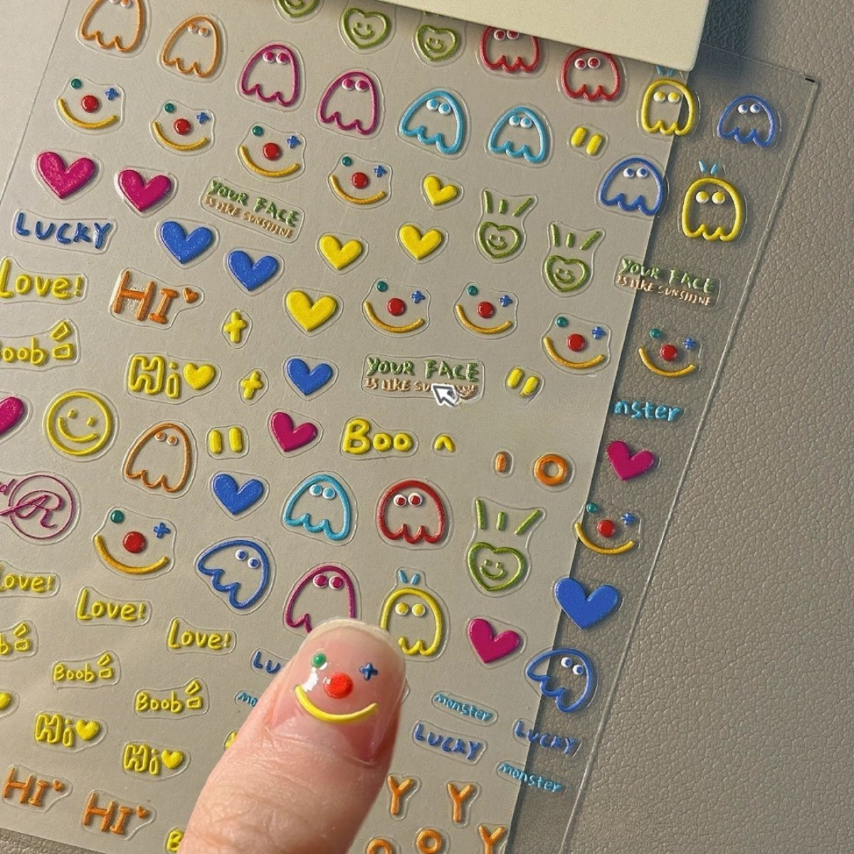 新春多巴胺ins风美甲饰品童趣表情涂鸦贴纸浮雕立体日用创意贴纸