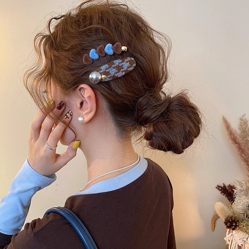 刘海夹香蕉夹子女爱心撞色侧边夹前额感碎发头饰2025新款一字发卡