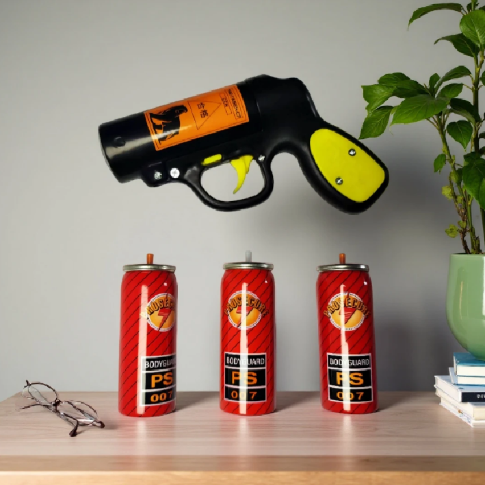 男女必备便携式防狗防熊防色狼辣椒水喷雾防身合法工具