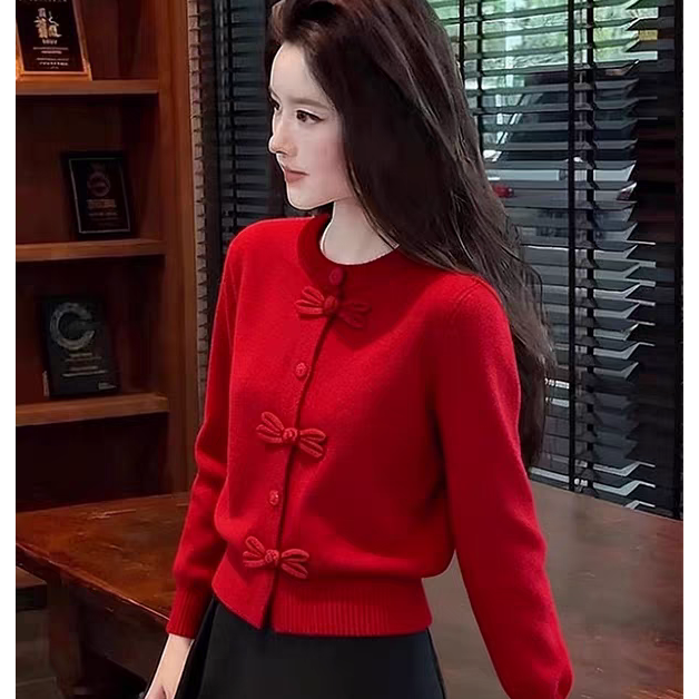 新年红蝴蝶结设计别致圆领针织衫时尚秋冬长袖通勤气质本命年上衣