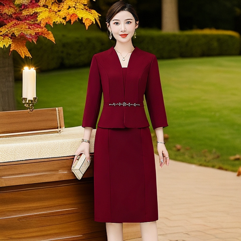 喜婆婆礼服连衣裙女2025新款遮肚子显瘦喜妈妈丈母娘时尚婚宴装