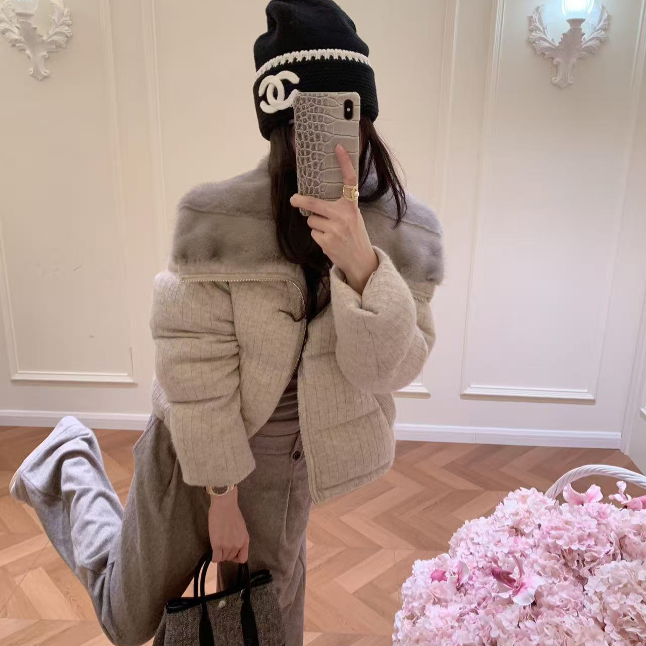 2026秋冬新款奶系毛毛翻领保暖外套高级感慵懒百搭上衣休闲裤套装