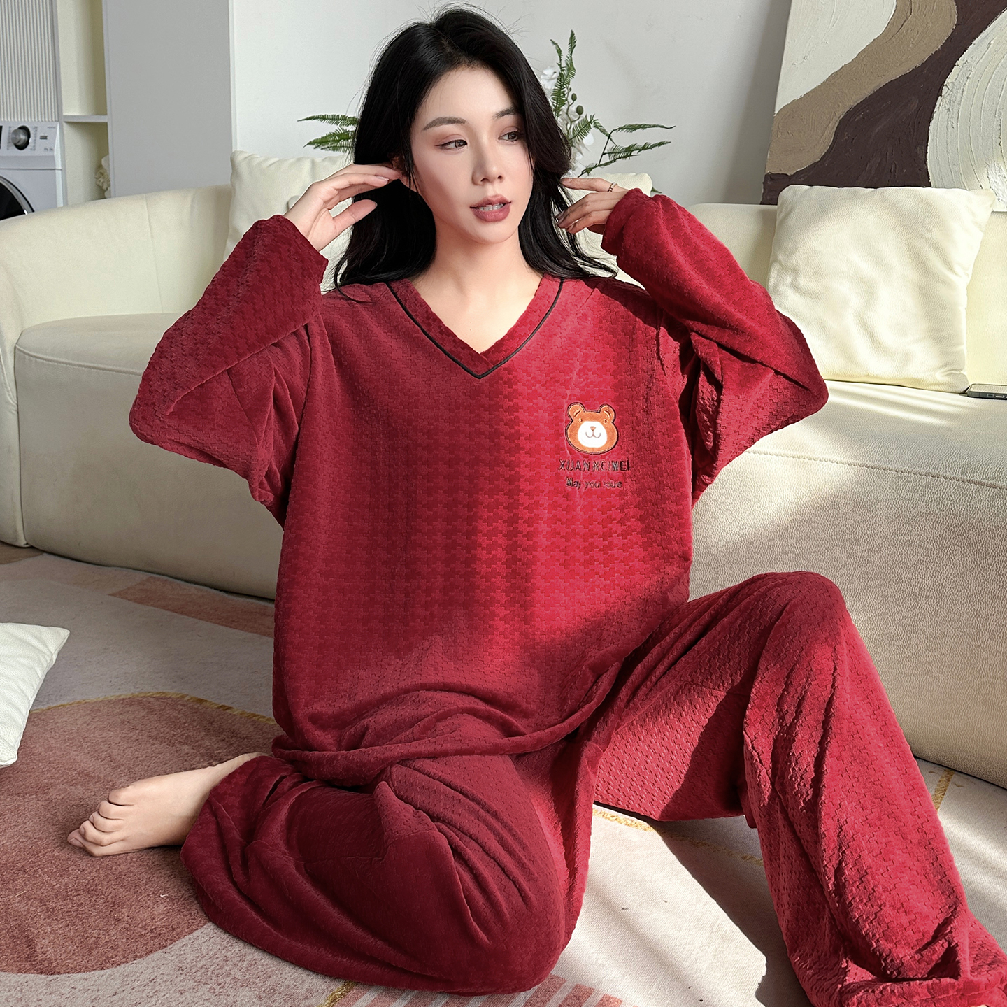 马年红色本命年睡衣大码胖mm秋冬珊瑚绒中等加厚保暖家居服200斤