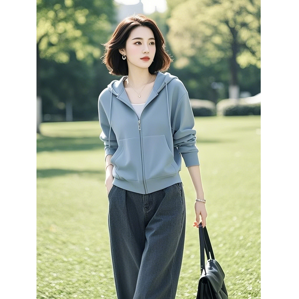 早秋外套女款2025新款秋流行爆款上衣独特漂亮超好看气质卫衣外套