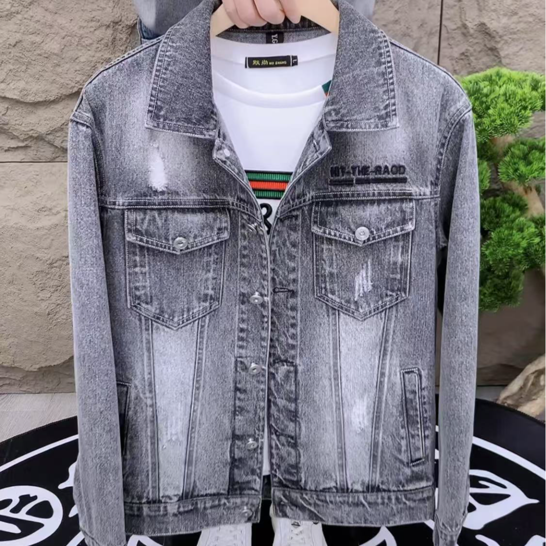 时尚休闲潮流个性设计刺绣牛仔夹克男士修身百搭韩版外套8651