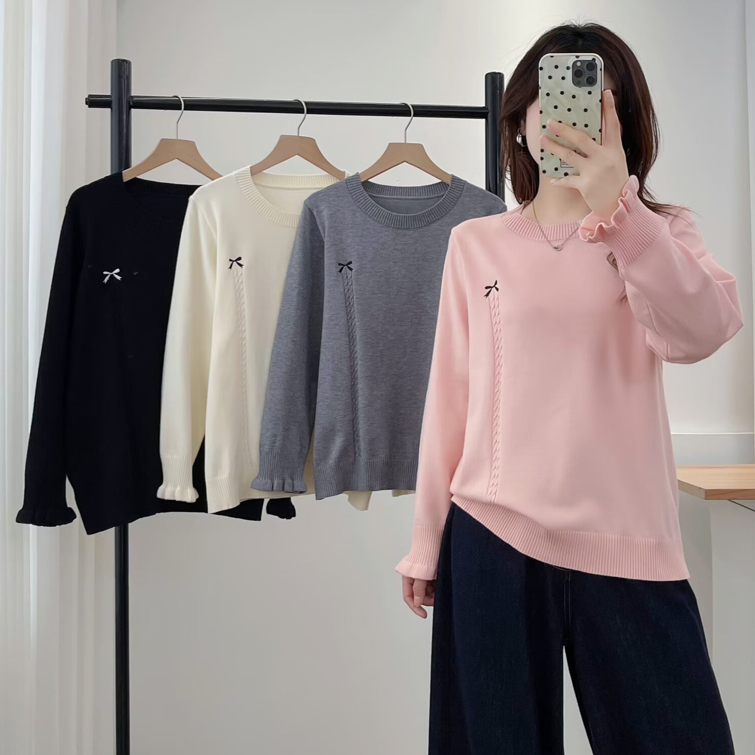 胖mm宽松遮肉显瘦绣花针织内搭打底衫女秋冬新款减龄长袖女士毛衣