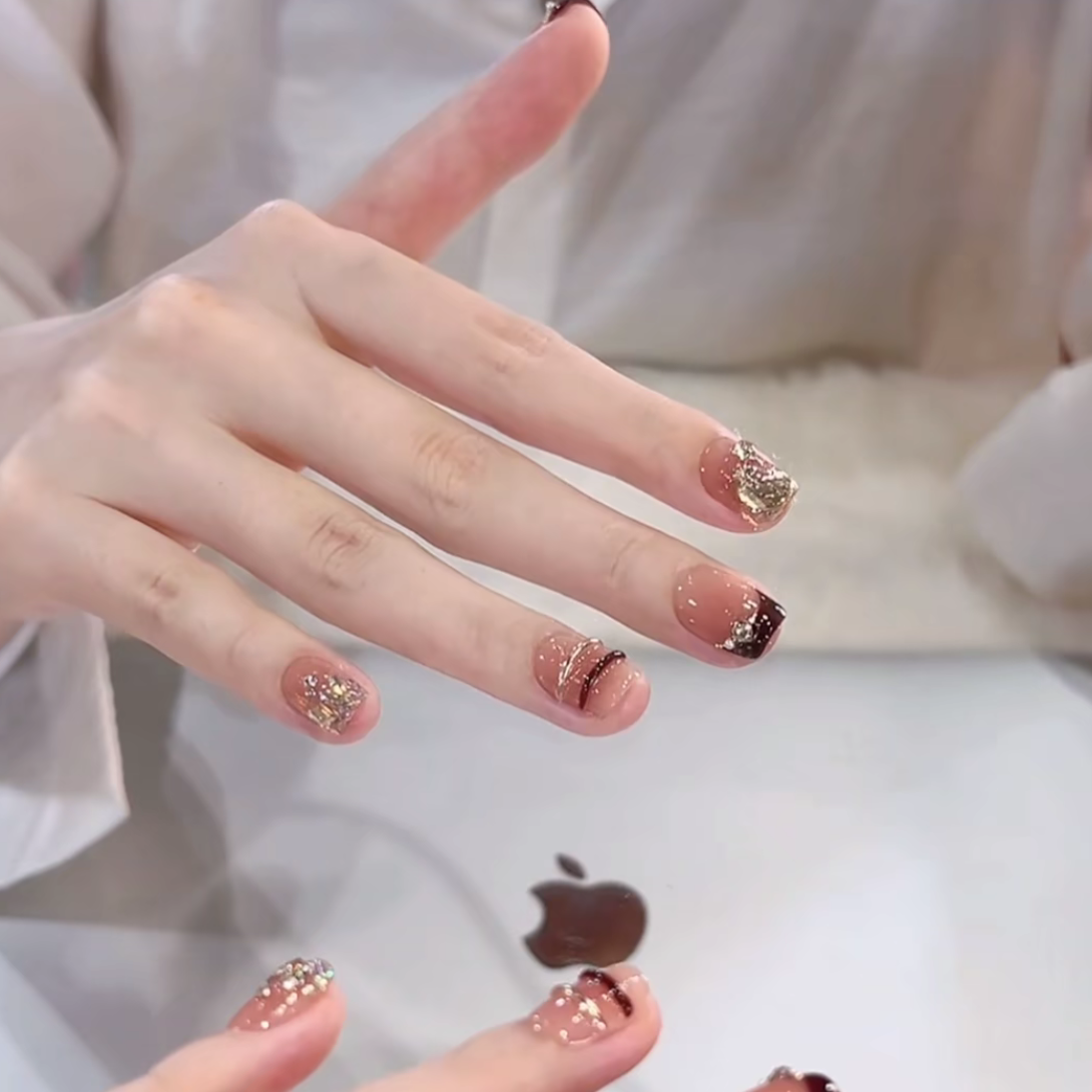 【波尔多红金】秋季新款高级千金感显白法式拼接纯手工穿戴甲