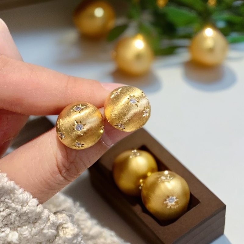 黄铜合成锆石耳饰 金色星星/宇宙耳钉耳饰简约气质时尚法式