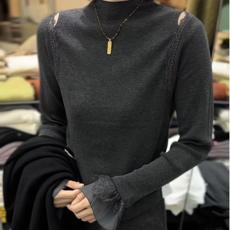 2025秋冬季半高领毛衣女长袖显瘦镂空漏肩蕾丝拼接内搭外穿针织衫