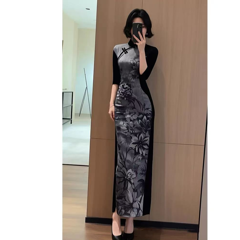 新中式改良旗袍轻奢礼服裙子秋冬款高级感气场强大国风盘扣连衣裙