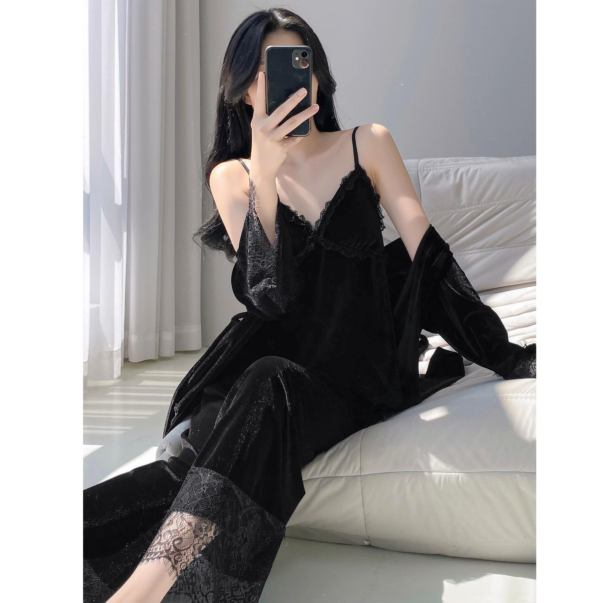 PENNSBIA宾西比亚金丝绒法式蕾丝吊带睡衣女长袖睡袍带胸垫三件套