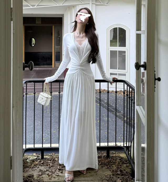 冬季加绒纯欲深V性感蕾丝拼接连衣气质收腰显身材A字长裙