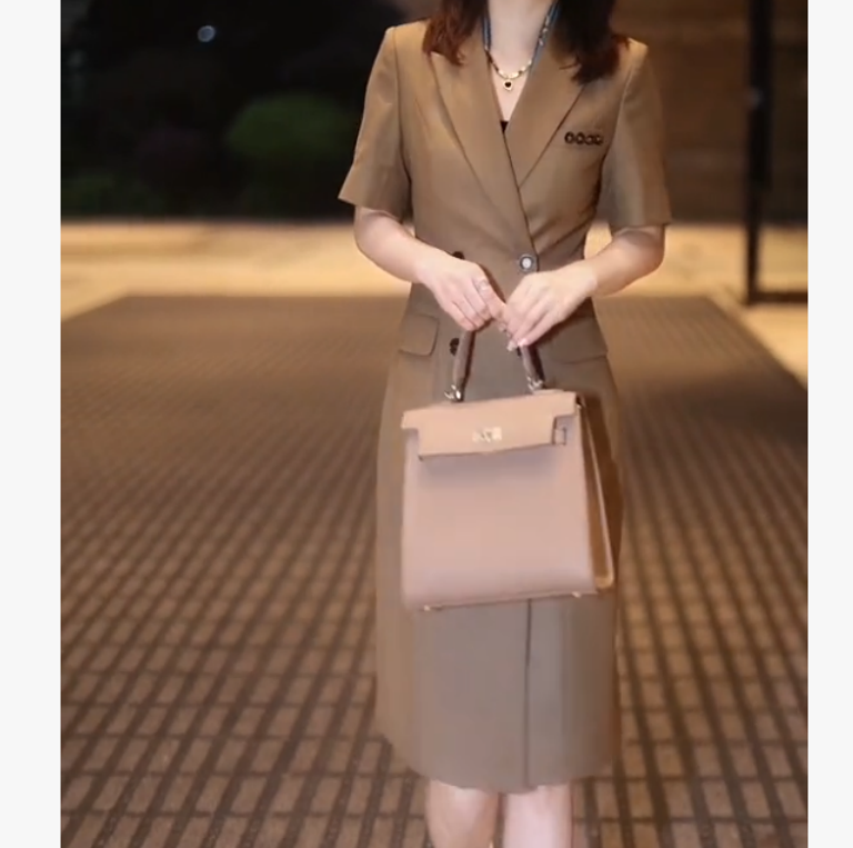 2025早秋时尚潮流百搭爆款女装美VQ6