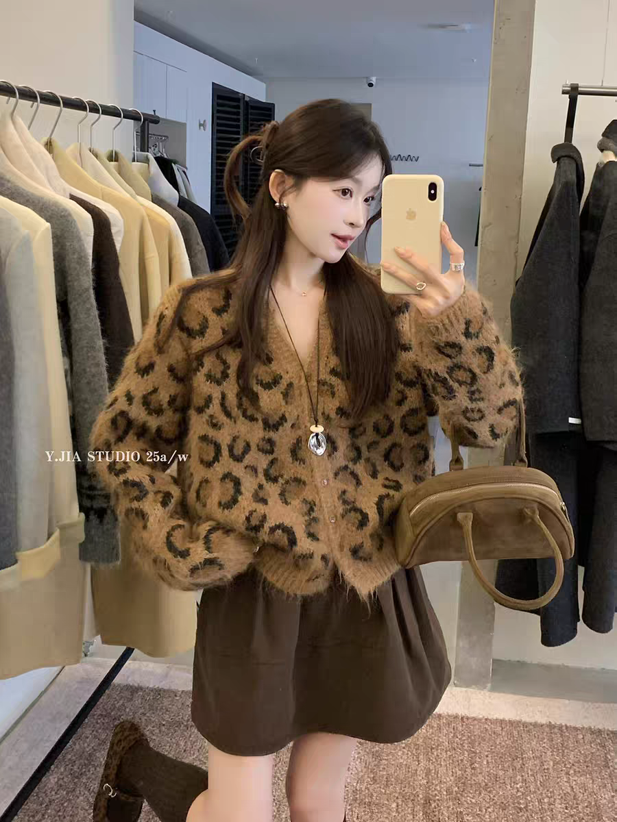 复古撞色豹纹针织开衫女秋冬季新款设计感长袖上衣慵懒风毛衣外套