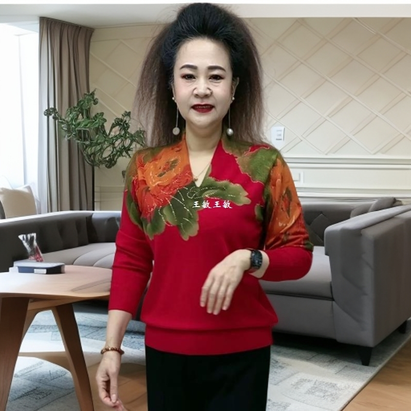 2176妈妈上衣领烫装印花高端钻针织衫衫时尚打底毛衣v长袖中老年