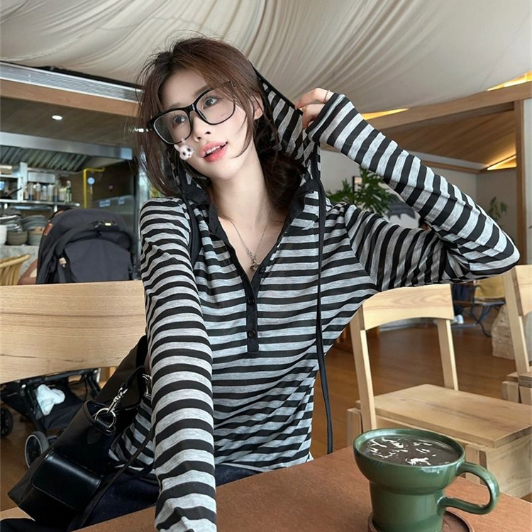 韩系chic条纹薄款连帽半开领防晒罩衫T恤女2025春夏小众上衣