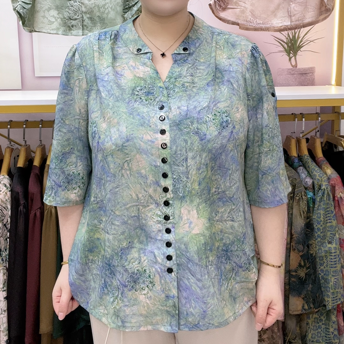 896「星辰」珠光叠领排扣气质五分袖套头衬衫