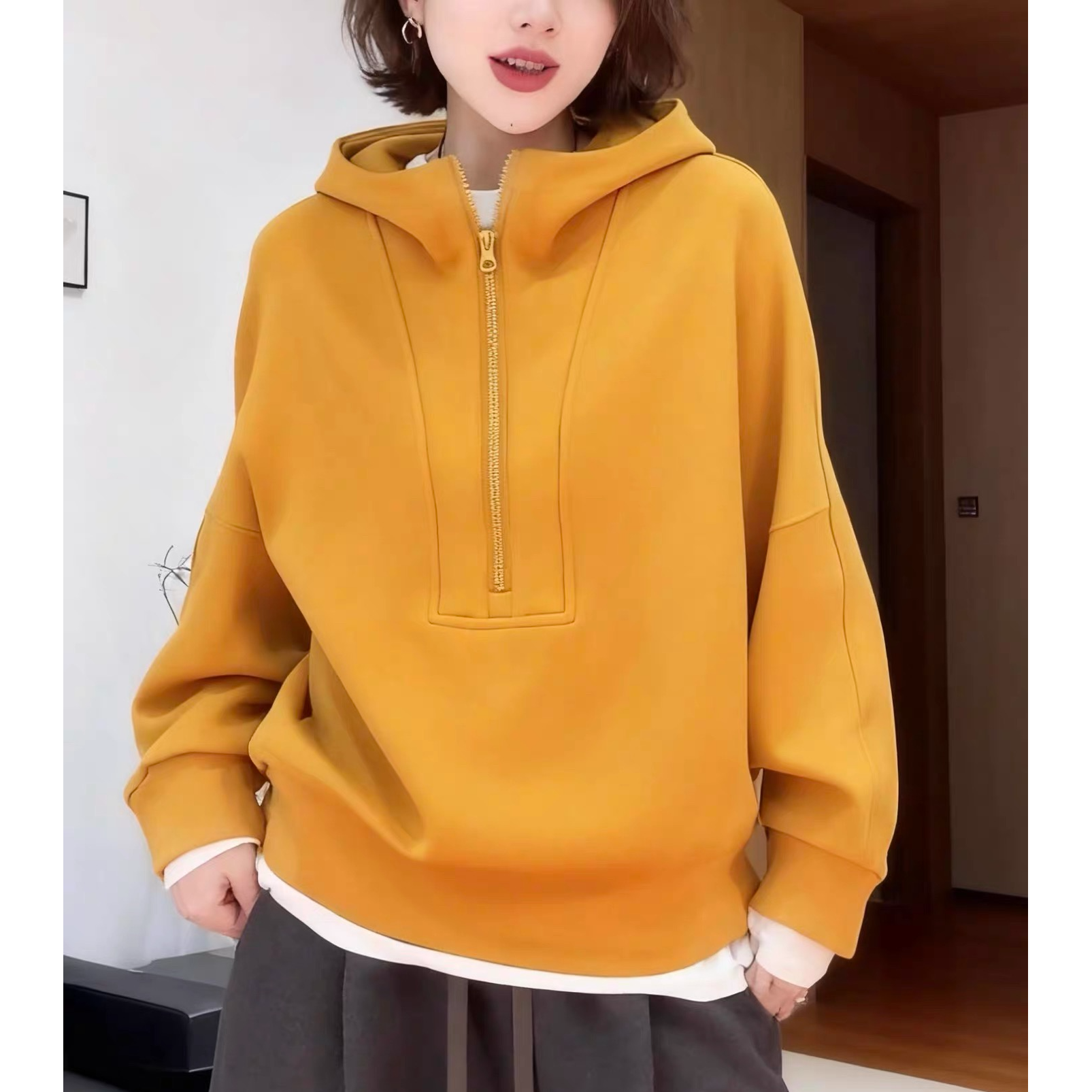 正版秋季流行连帽半拉链卫衣短外套女爆款时尚洋气宽松显瘦上衣