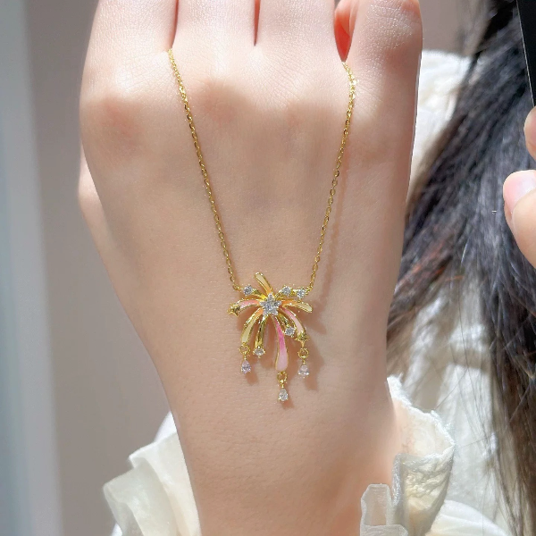 钛钢项链 浪漫花火项链女精美百搭仙女款七夕礼物心动烟花锁骨链