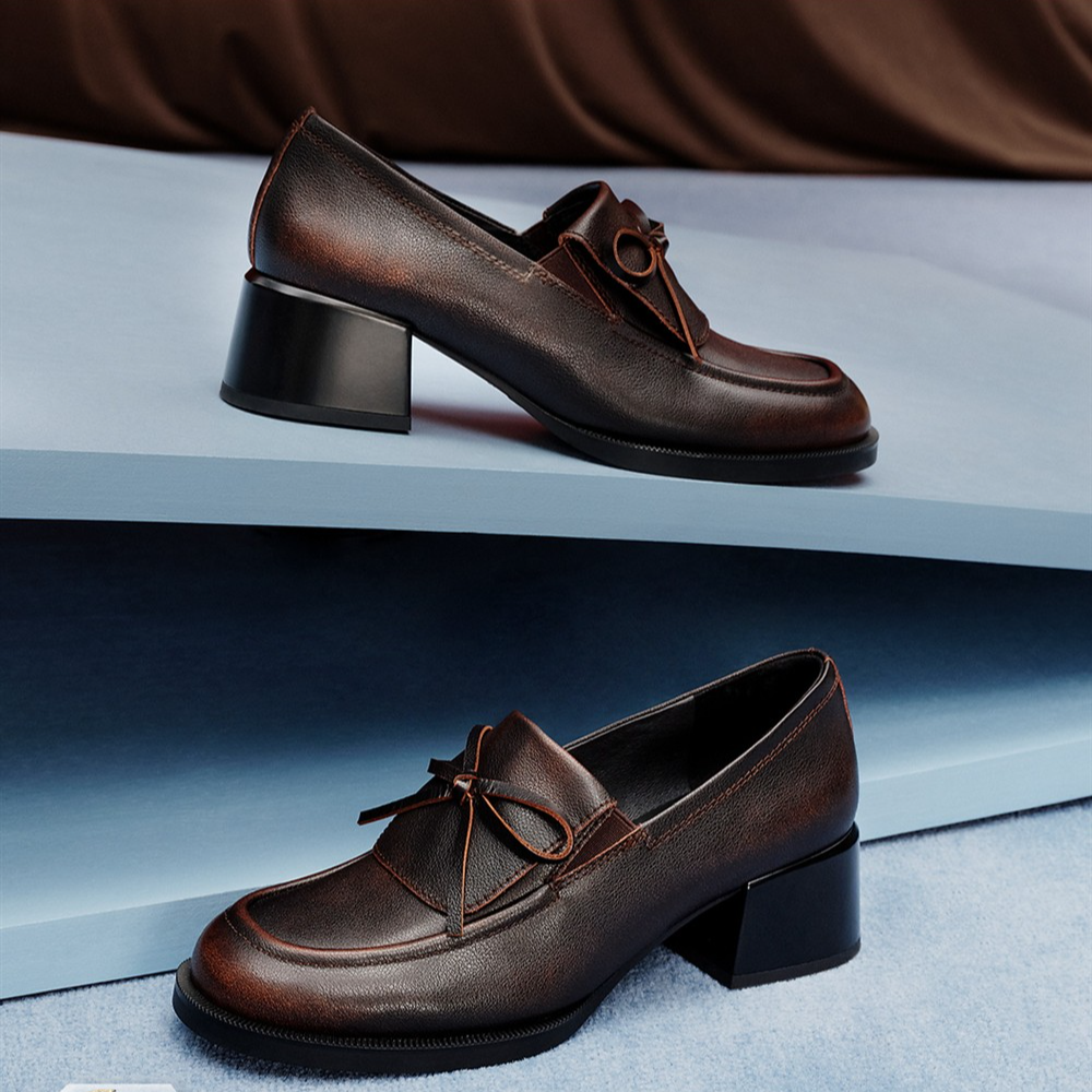 牛皮版~【杨幂同款】2025秋季新款流光风小珍妮粗跟英伦风乐福鞋女