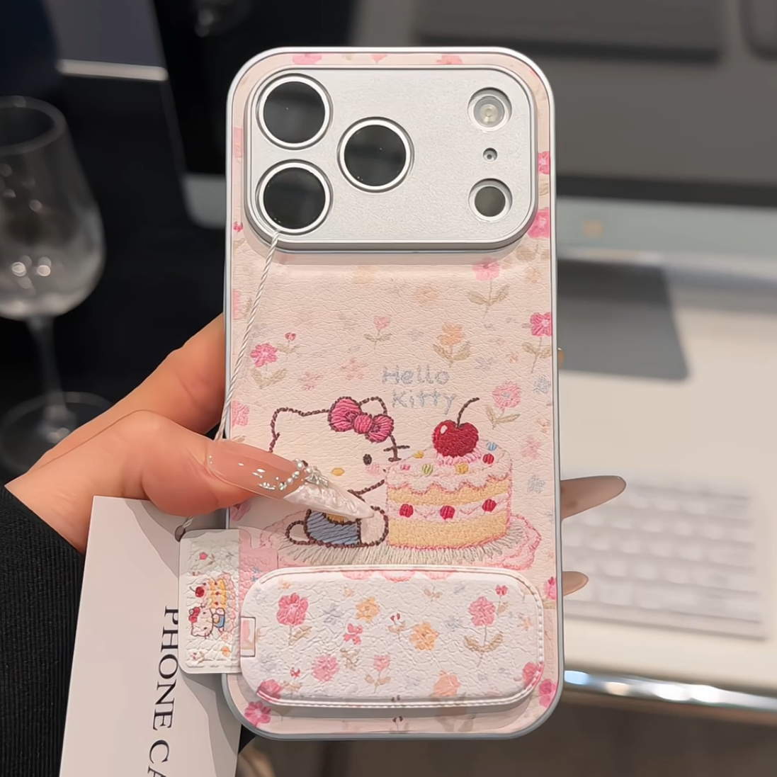 花朵蛋糕KT适用苹果17pro手机壳16PM金属皮纹防摔oppo华为p80小米