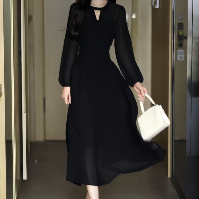 早秋时尚简约大方黑色连衣裙大码女装新款胖mm高级感气质长袖长裙