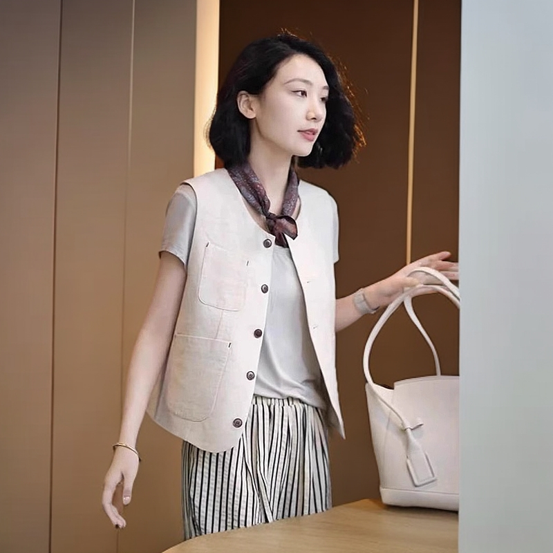 简约棉麻无袖马甲上衣2025年百搭洋气时尚薄款坎肩短款背心外套女