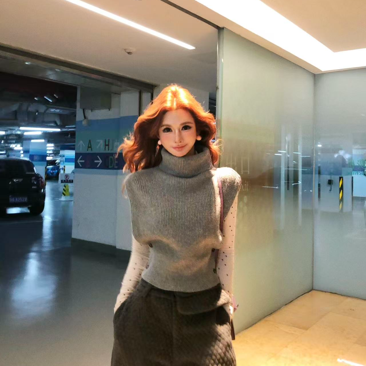 婉君【高质感】秋冬外穿高领套头无袖坎肩叠穿针织上衣LWJ25D4M3294