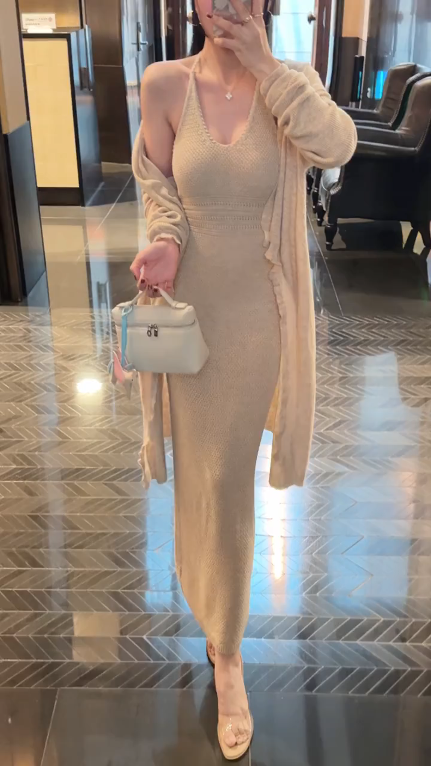 法式慵懒风针织套装性感收腰挂脖包臀连衣裙女秋季开衫外套两件套