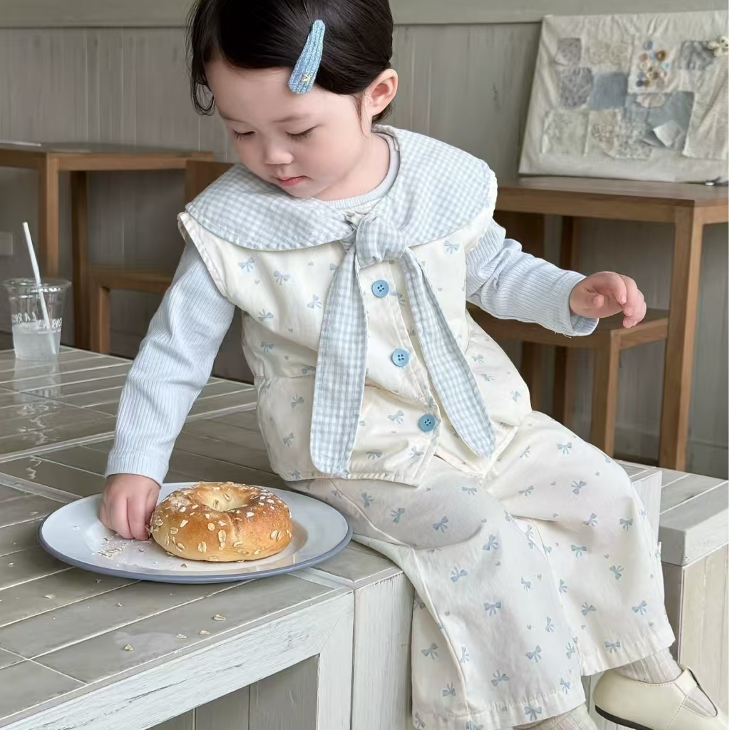 2025秋季新款女童甜美套装儿童打底衫纯棉小香风三件套欧若风童装