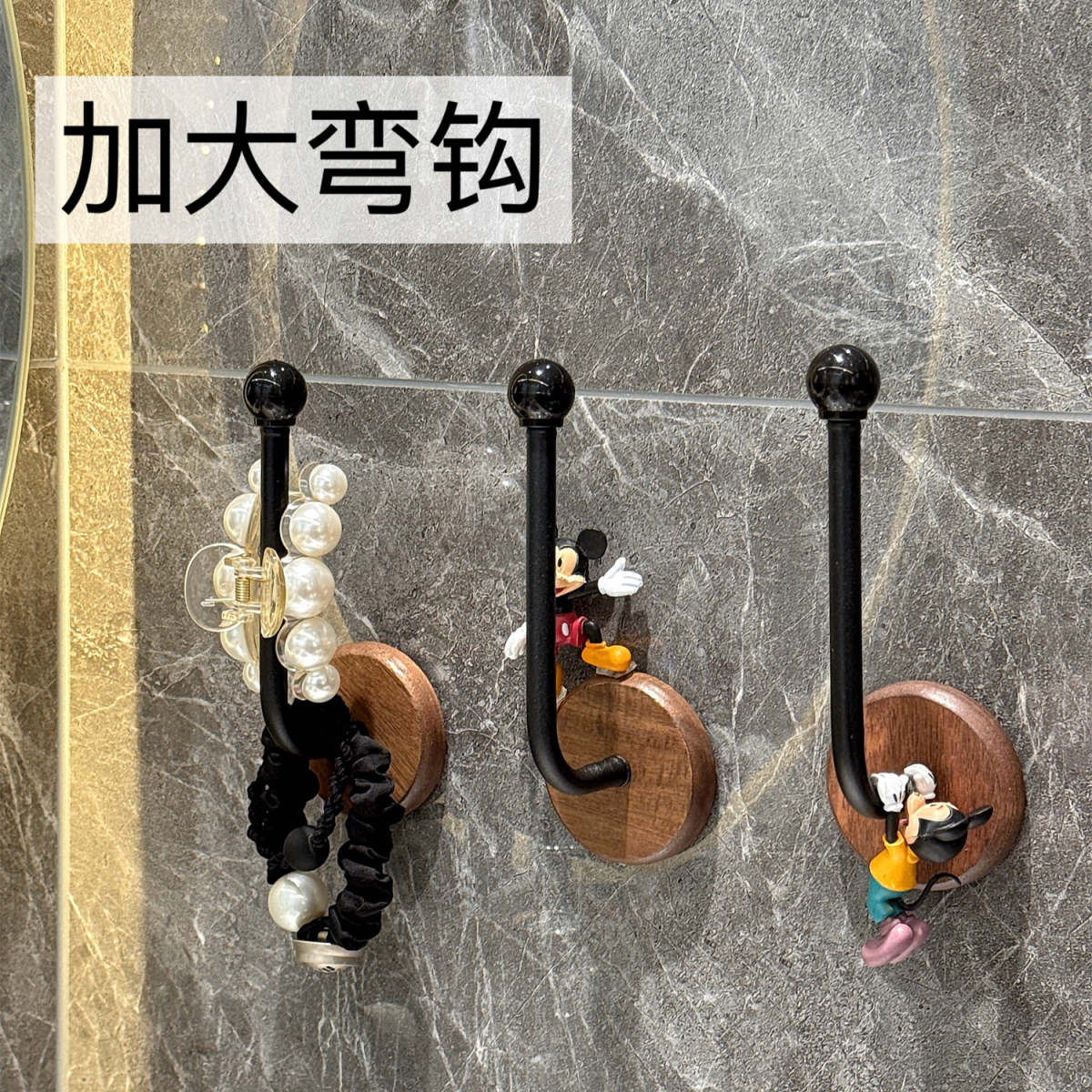 创意免打孔挂钩衣服2025新款门后挂衣架强力承重墙面上包包置物架