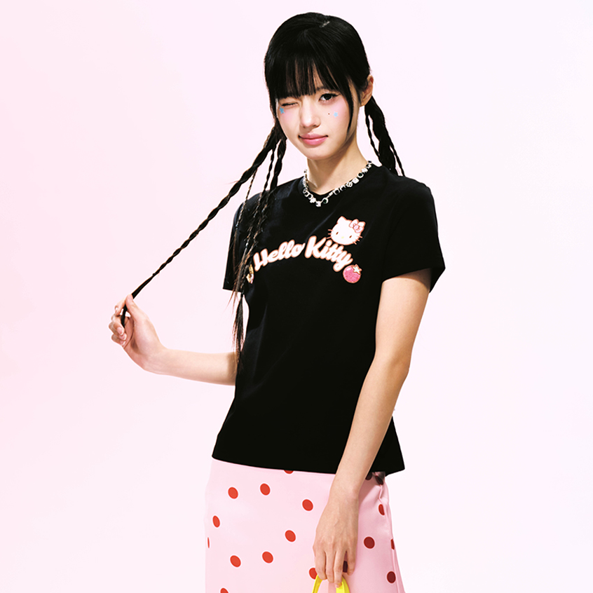 【HELLO KITTY联名】WHOOSIS 格纹logo女款短袖T恤时尚短款修身百搭