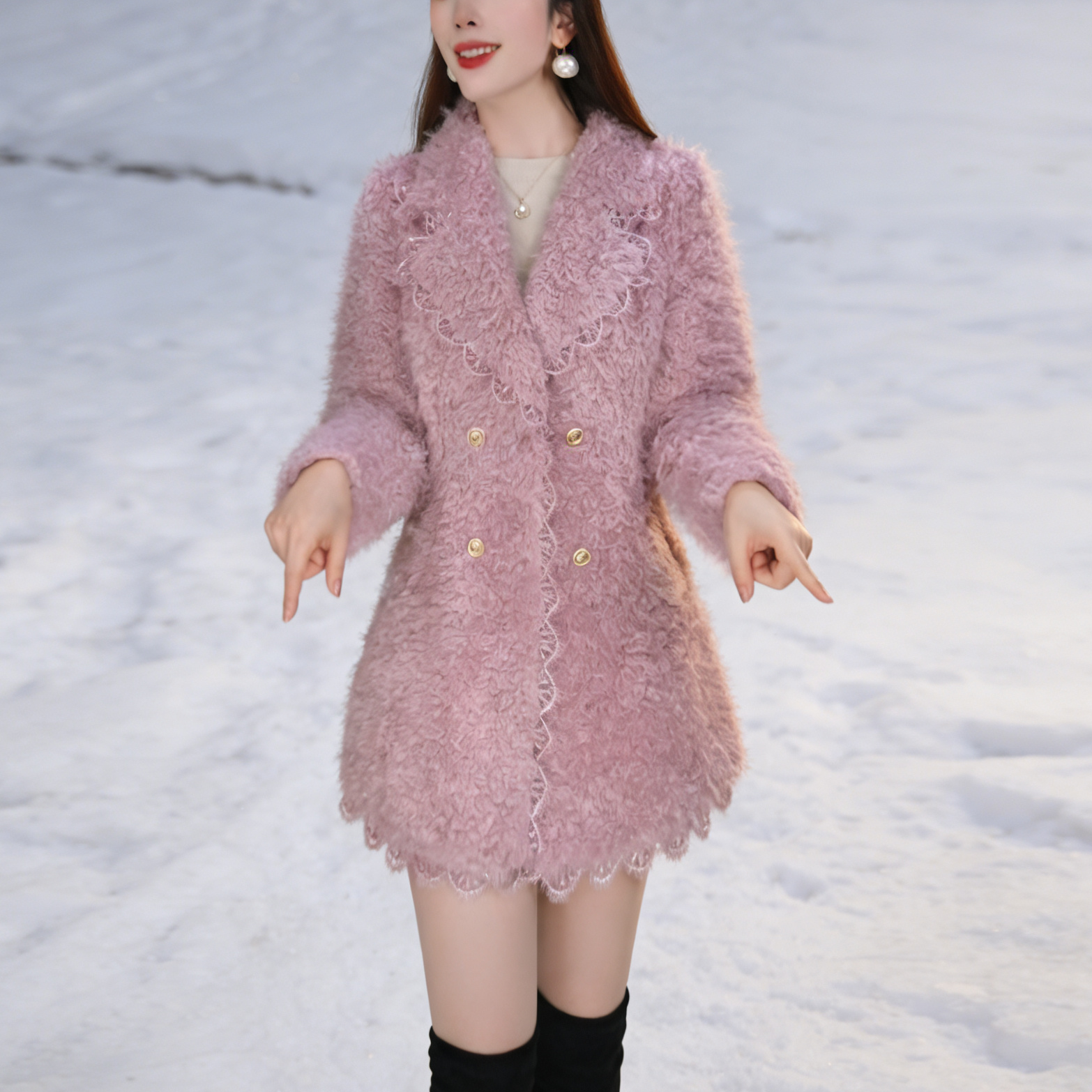 小香风2025年秋冬季蕾丝边气质时尚加绒加厚优雅显瘦一体女士外套