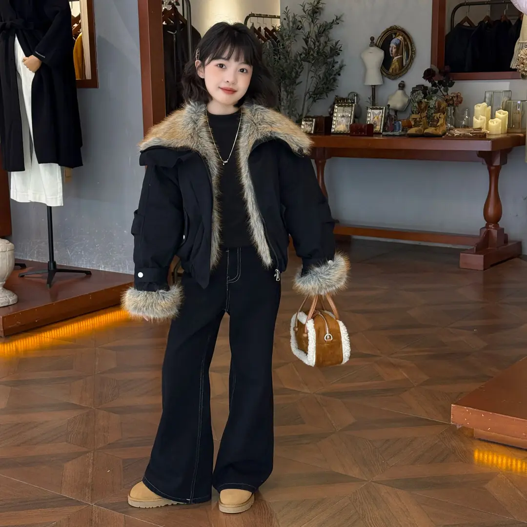 巴恩风大毛领派克服外套2025女童冬季纯色加绒弹力直筒牛仔喇叭裤