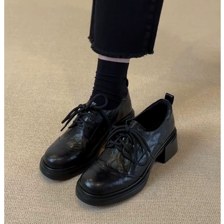 2025新款英伦复古加绒圆头系带乐福鞋通勤百搭粗跟小皮鞋女单鞋女