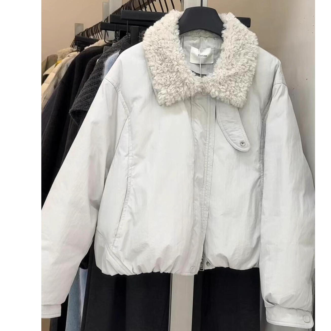 C3937#高充绒量羊羔毛领棉服女2025年冬季新款巨好看的保暖短款