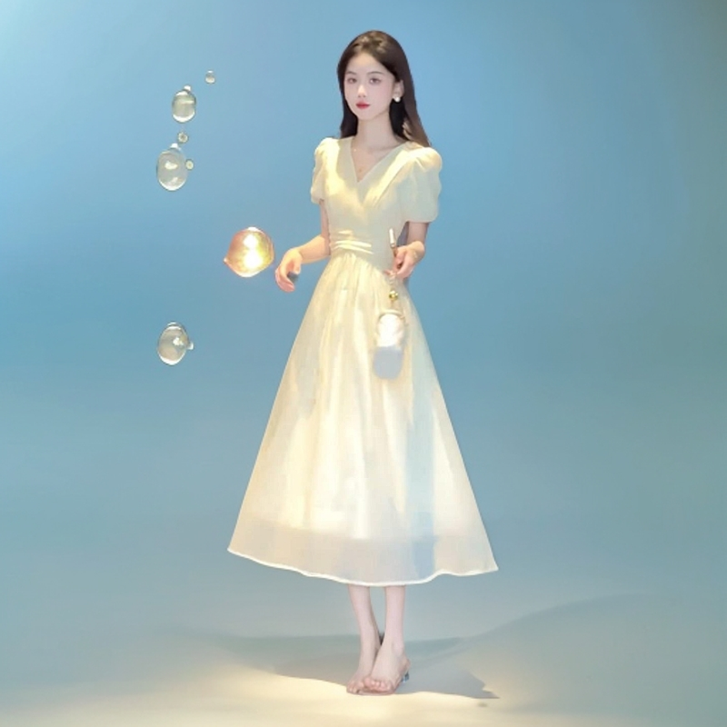 法式气质v领泡泡袖连衣裙女温柔收腰显瘦长裙2025夏季女装高级感