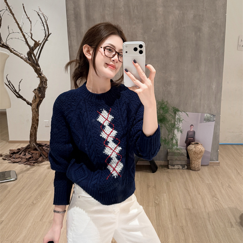 YPP!【加州美院】秋冬新款加厚格纹百搭圆领套头长袖保暖毛衣