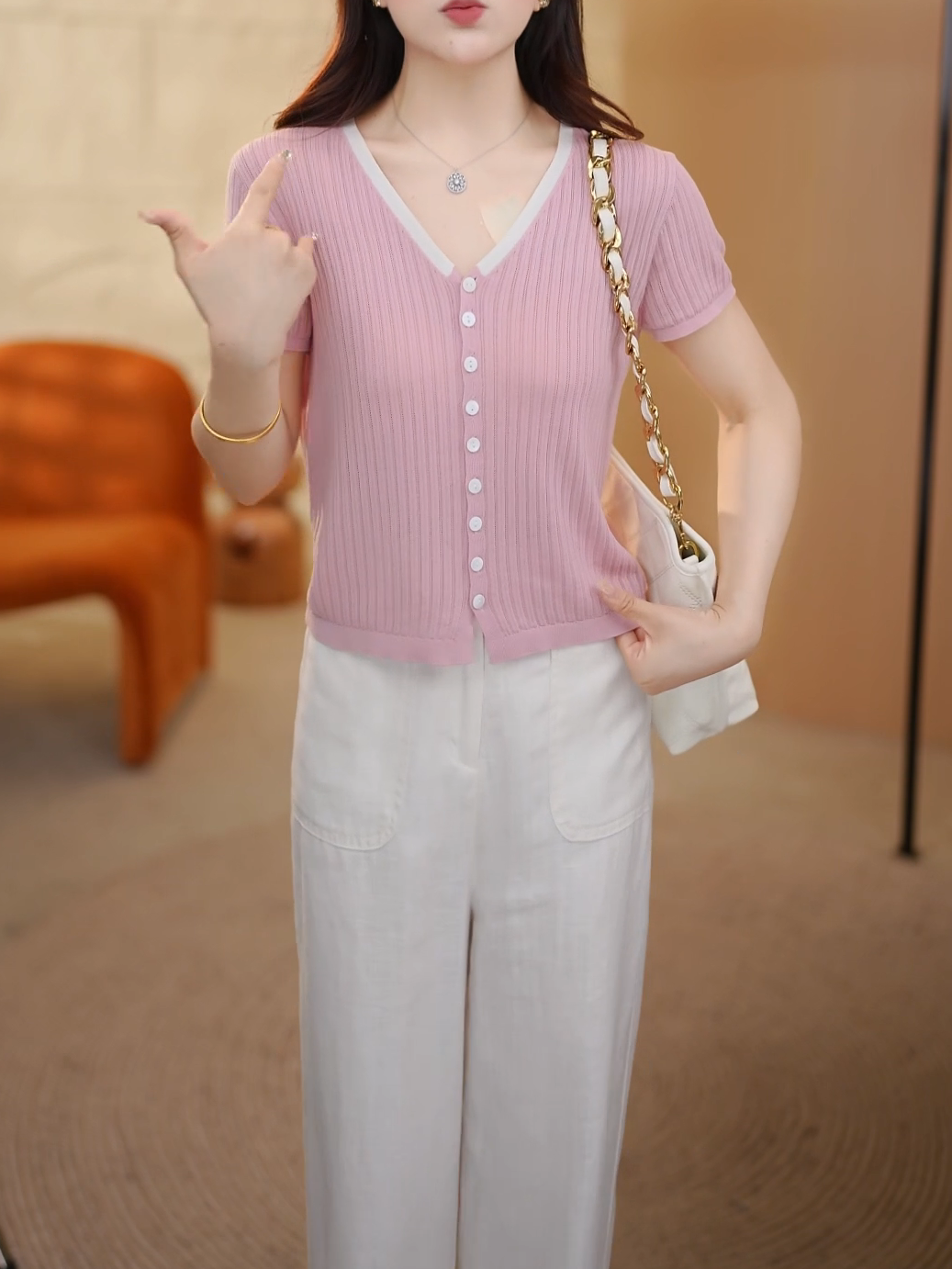 天丝+桑蚕丝夏季V领薄款短袖开衫女2025新款百搭洋气显瘦纯色上衣