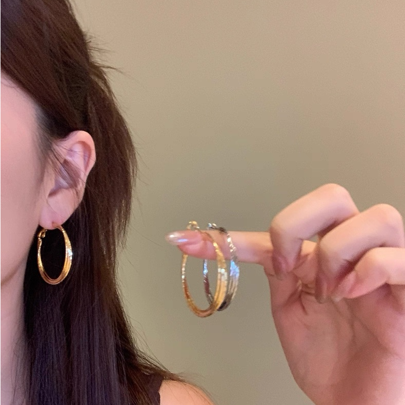 合金耳饰 高级感金属耳圈女气质大耳圈素圈耳钉夸张耳饰耳扣