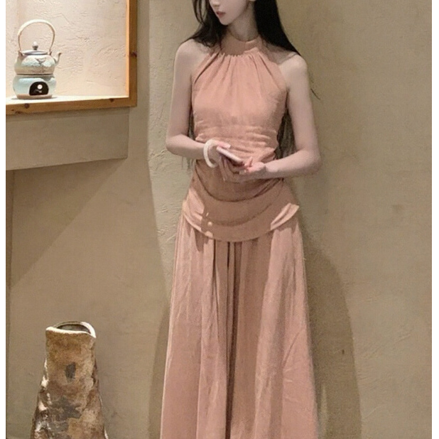 清冷随性新中式国风套装女夏季气质无袖挂脖上衣垂感半身裙两件套