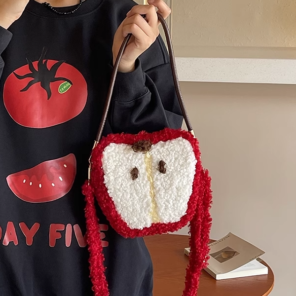 圣诞苹果红色包包小众设计2025新款毛茸茸秋冬手提包可爱斜挎包女