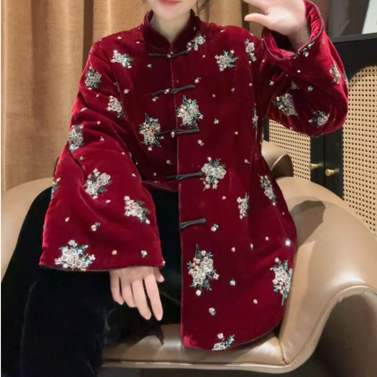 丝绒爆款新中式重工刺绣棉外套长袖拜年服YY