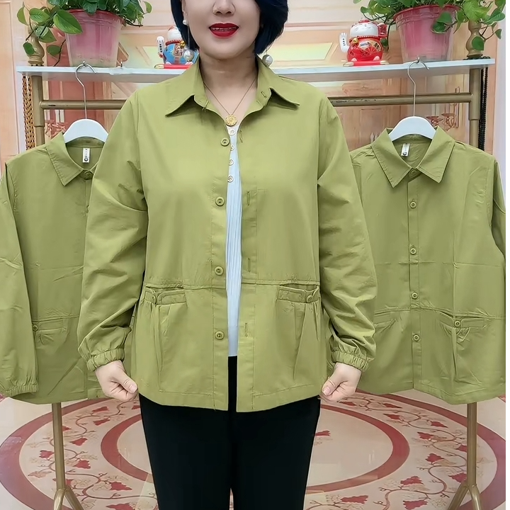 2025碎花高档新款休闲纯色兜扣木耳边翻领开衫外套女遮肚显瘦时尚